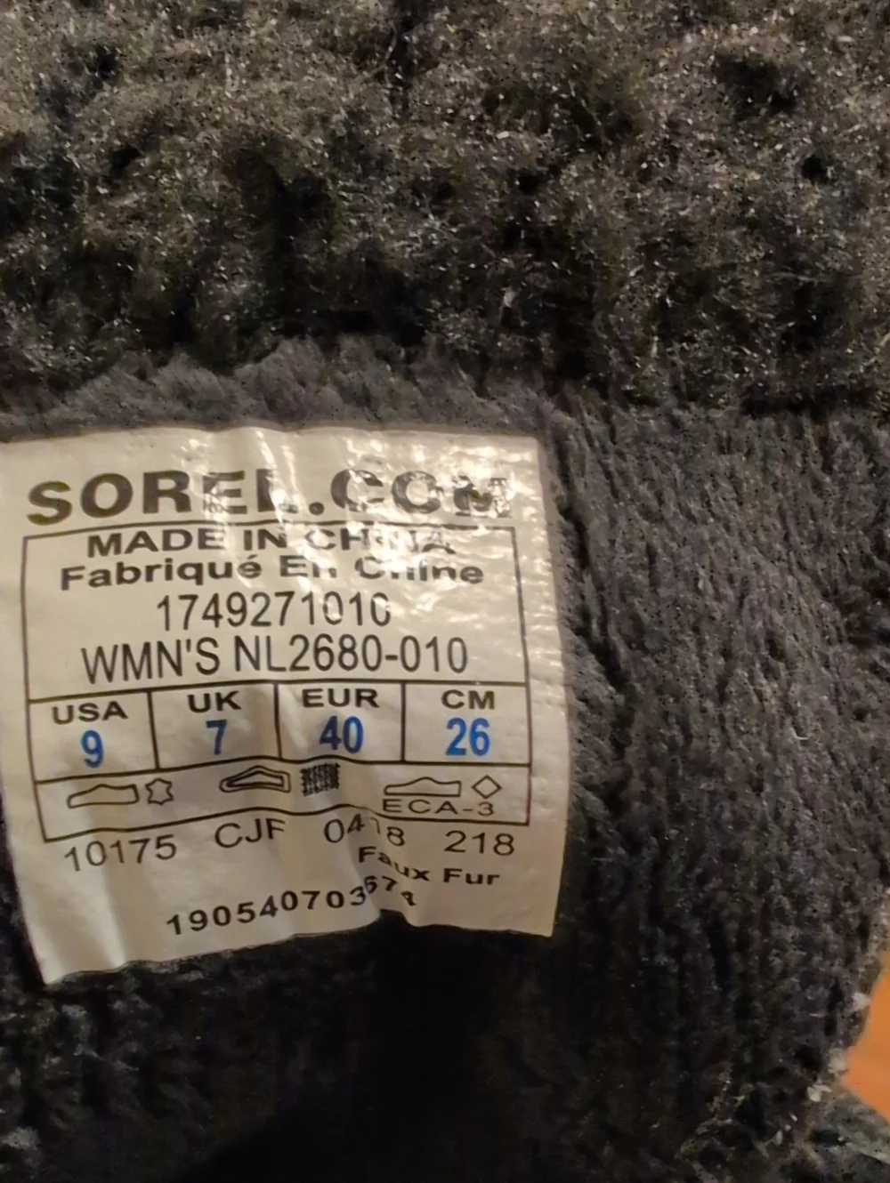 Sorel 1749271010 Emelie Lace Womens Black Leather, Sherpa Lined Suede Boot US 9
